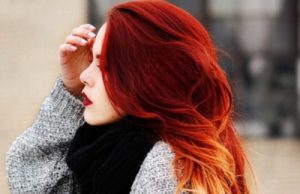 Estoy llorando la perdida de algo que nunca he tenido, que ridícula soy