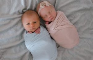 A gemelo recién nacido le quedan 11 días de vida – el mundo quedó conmovido por estas fotos