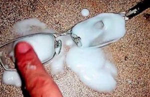 Te enseñaré cómo remover de tus anteojos los rayones del lente y no tener que cambiarlos.