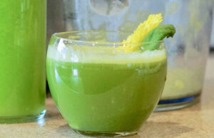 Cómo perder peso con el jugo de piña con apio