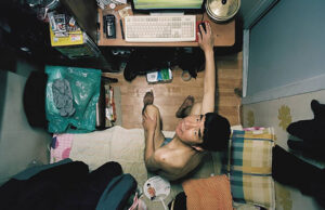 Reportero enseña como es la vida en los apartamentos de 4 m² de Corea del Sur
