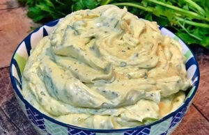 La Mejor Receta de Mayonesa Casera para Acompañar tus Comidas